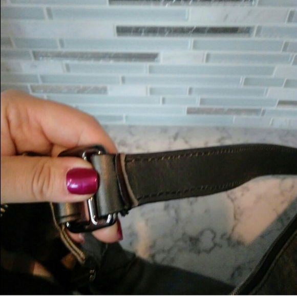 😍 Rare Burberry metallic hobo 😍 - Picture 6 of 10